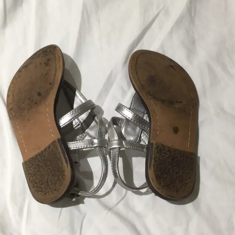 Sam Edelman 8 silver tween toes sandals